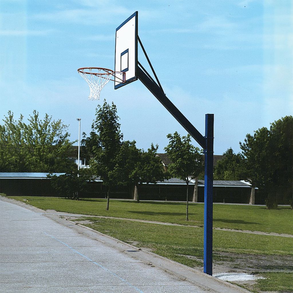 CANTILEVER BASKETBALL GOAL C/W