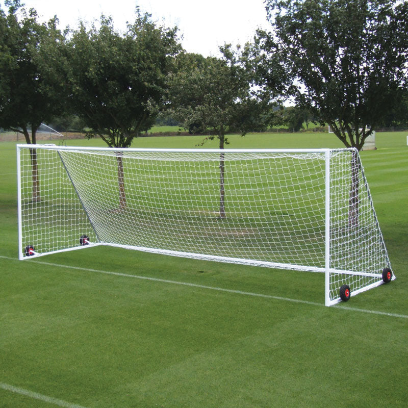 HEAVYWEIGHT FREESTANDING FOOTBALL GOAL