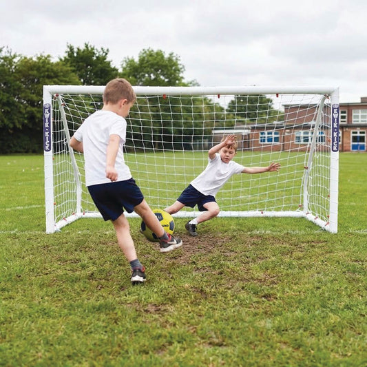 WILKS KWIK KICK GOAL - 1.52 X 1.22M (5' X 4')
