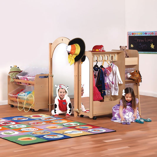 MILLHOUSE PRESCHOOL DRESSING-UP MINI ZONE