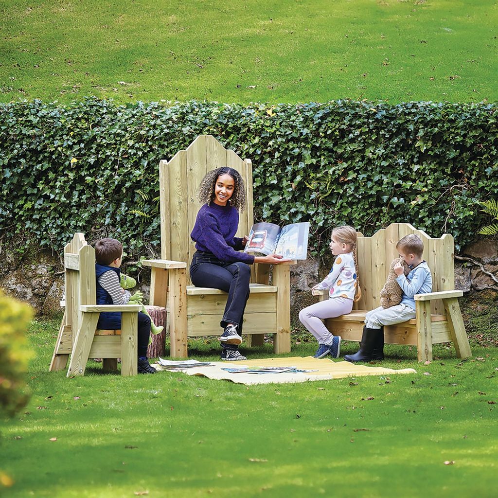 MILLHOUSE STORYTELLING CHAIR
