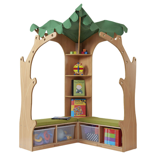BEECHWOOD TREE HOUSE LIBRARY CORNER