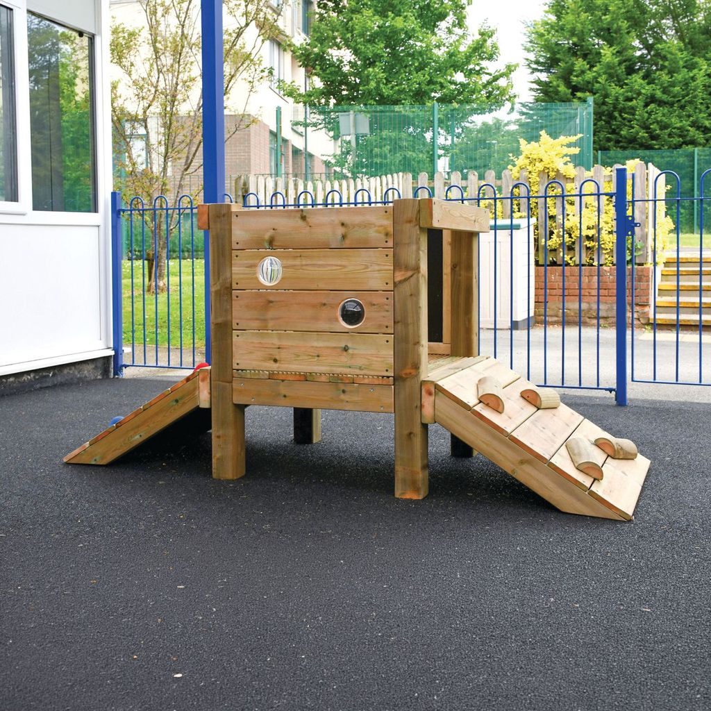 ELM CHILDRENS CLIMBING FRAME