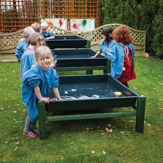 LARGE SQUARE TRAYS WITH WOODEN STANDS
