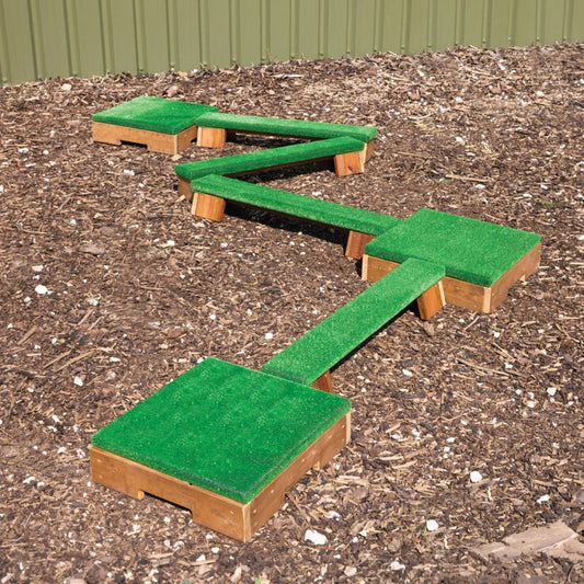 MOVE & MAKE MEADOW COMPLETE TODDLER SET