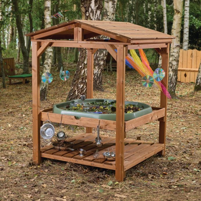 OUTDOOR CANOPIED WOODEN TUFF SPOT TRAY STAND