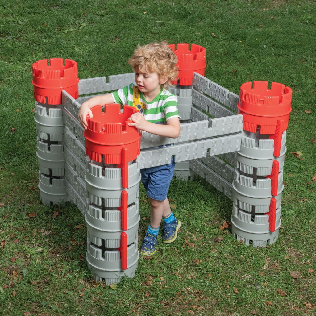 CONSTRUCTA CASTLE